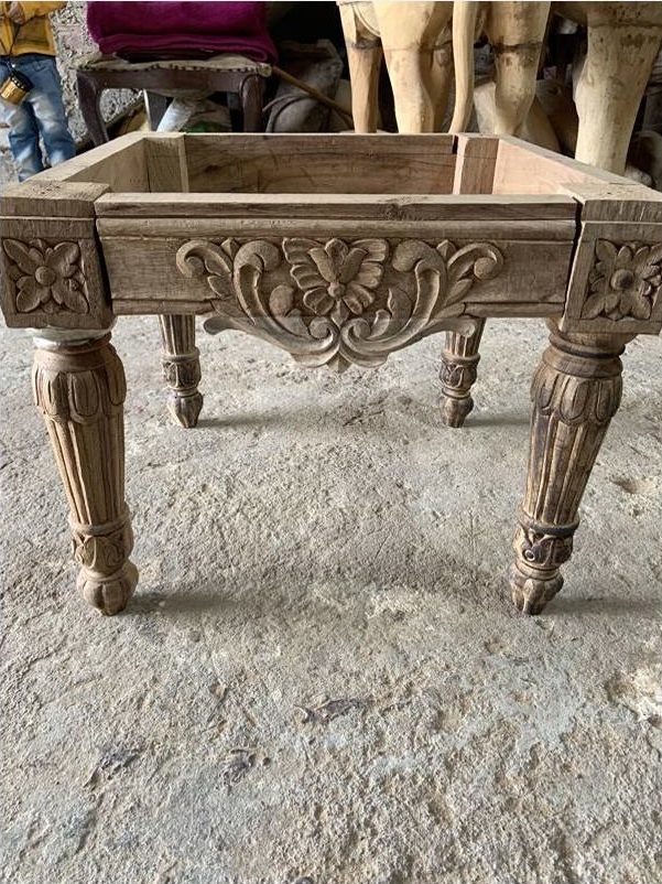 Wooden-table-manufacturer-in-bangalore